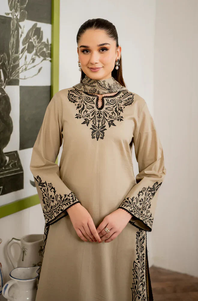 Sapphire  Embroidered lawn Three Piece SPL-746