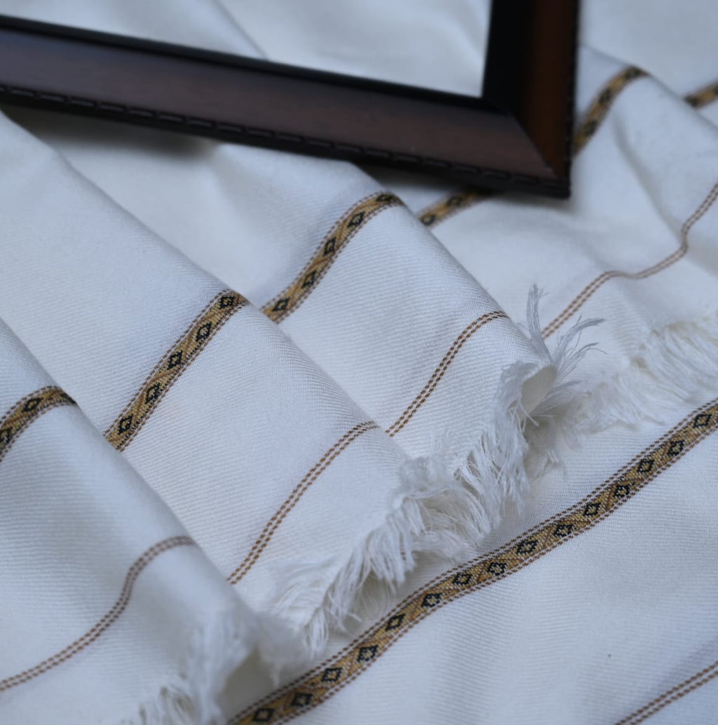 Swati 72 Wool Shawl   ( white )