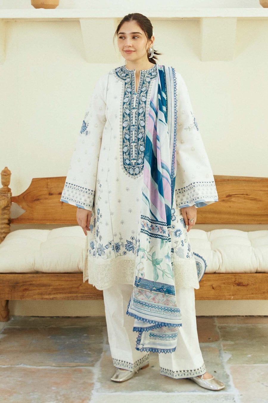 Zarashahjhan Embroidered off white  lawn  Three Piece COCO-06